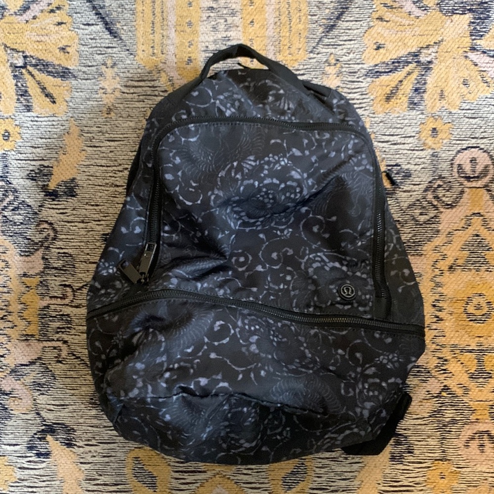 NWOT black and grey Lululemon backpack- never worn